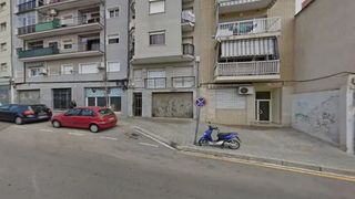 Pis  Carrer teide. Hospitalet de llobregat (l) (barcelona). sin posesión “ocupado”