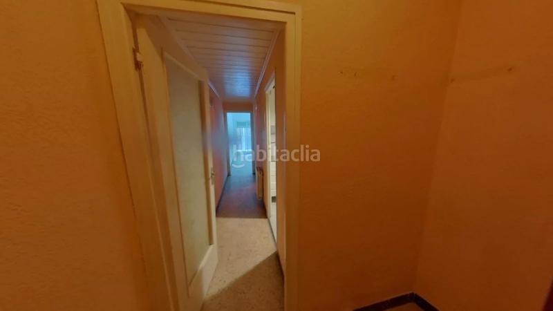 Foto f7f509f8-d4e6-415f-a850-82a5a54e5361. Pis a Prosperitat Barcelona