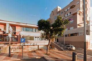 Local commercial  Avenida juan carlos i. Roquetas de mar (almería ). sin posesión “ocupado” (no se puede