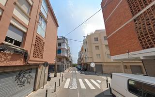 Appartement  Carrer ramon llull. Sant boi de llobregat (barcelona). "okupado" (no se puede visita