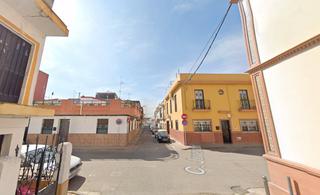 Maison  Calle juventud. Sevilla. "okupado" (no se puede visitar ni hipotecar).