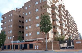 Aparcament cotxe  Avenida central. Oropesa del mar (castellón). marina d´or.