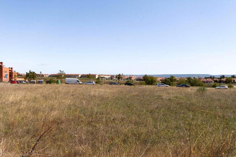 Foto c34f5eca-e7fc-4e99-ac62-0f22c85e6ca9. Terreno residenziale in Villanueva de la Torre