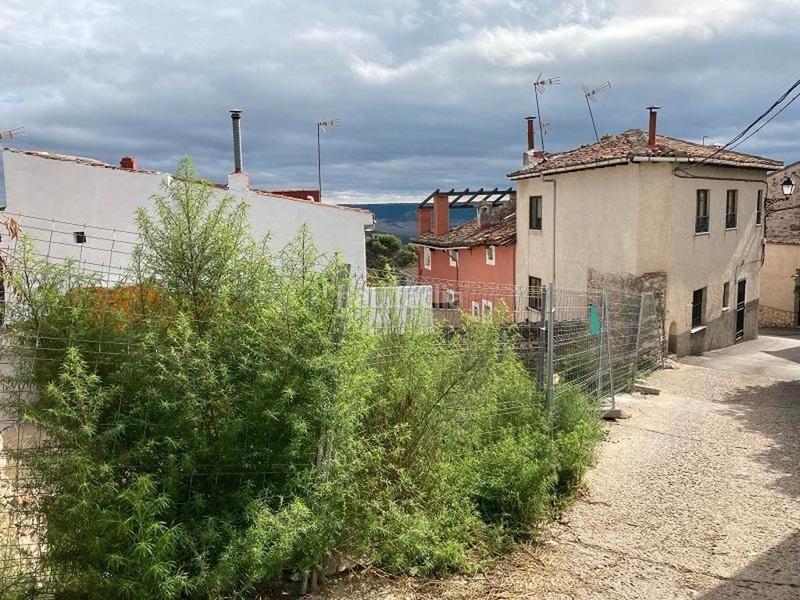 Foto ac0ae59d-5159-4385-af60-9ce7623914f4. Terreno residenziale in Horche