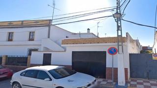 Haus  Calle santiago. Villamanrique de la condesa (sevilla). sin posesión “ocupado” (n