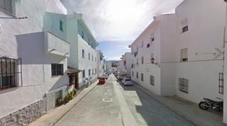 Piso  Calle almirante barceló. San roque (cádiz). "okupado" (no se puede visitar ni hipotecar).
