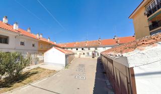 Casa  Barrio san juan. Tomelloso (ciudad real). "okupado" (no se puede visitar ni hipot
