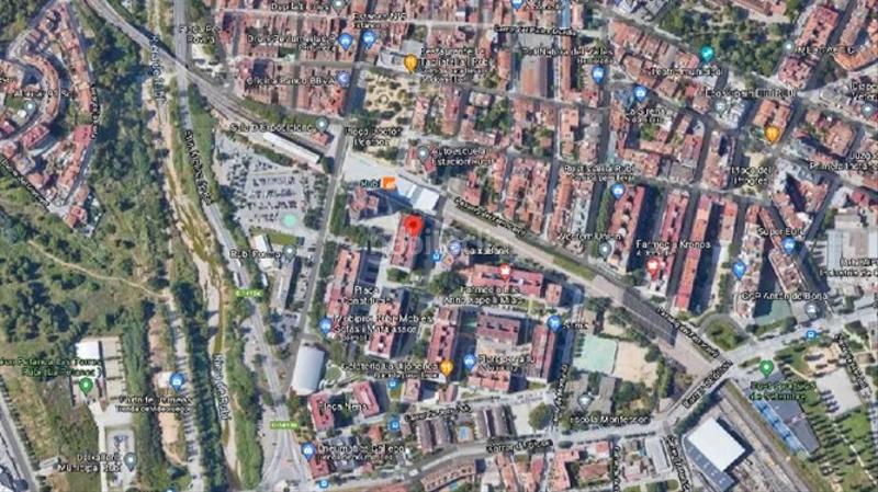 Foto caa68b9e-50b4-4ad2-b75c-79d08a223442. Oficina a Les Torres Rubí