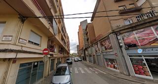 Appartement  Carrer d'anselm clavé. Salt (gerona). "okupado" (no se puede visitar ni hipotecar).