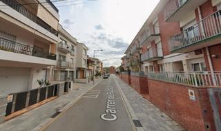 Appartement  Carrer de pau casals. Salt (gerona). "okupado" (no se puede visitar ni hipotecar).