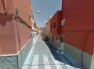 Pis  Calle ávila. Algeciras (cádiz). "okupado" (no se puede visitar ni hipotecar).