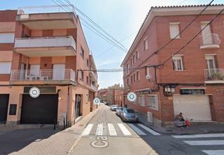Appartement  Carrer de montcada. Ripollet (barcelona). sin posesión (ocupado - no se puede visita