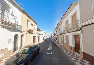 Casa  Calle menéndez pelayo. Almonte (huelva). sin posesión “ocupado” (no se puede visitar ni