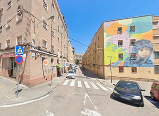 Piso  Carrer menorca. Hospitalet de llobregat, l' (barcelona). sin posesión “ocupado”