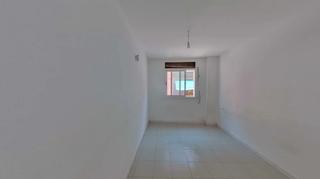 Pis  Ronda bellavista. Mataró (barcelona). "okupado" (no se puede visitar ni hipotecar)