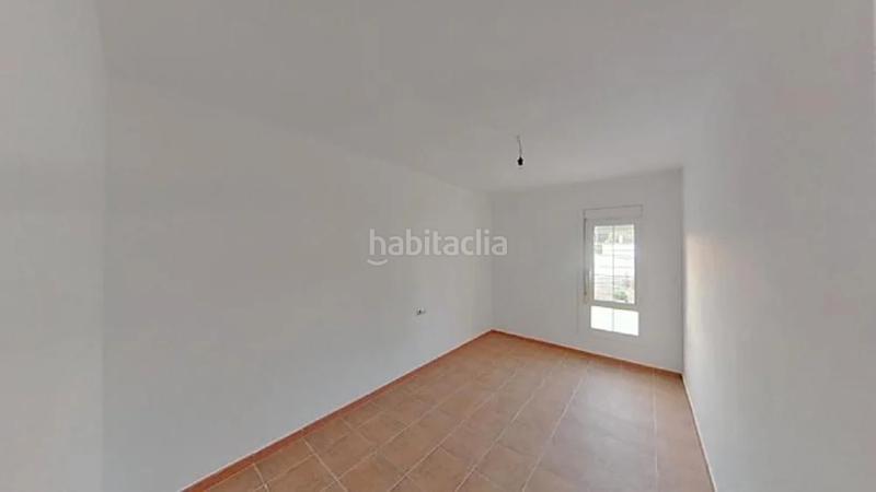Foto a7fd278d-0773-4526-aa5f-a7977b214001. Chalet (tarragona). "okupado" (no se puede visitar ni hipotecar). en Creixell