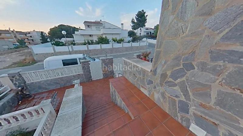 Foto d40b348d-0ead-4e59-9040-fec87d083f65. Chalet (tarragona). "okupado" (no se puede visitar ni hipotecar). en Creixell