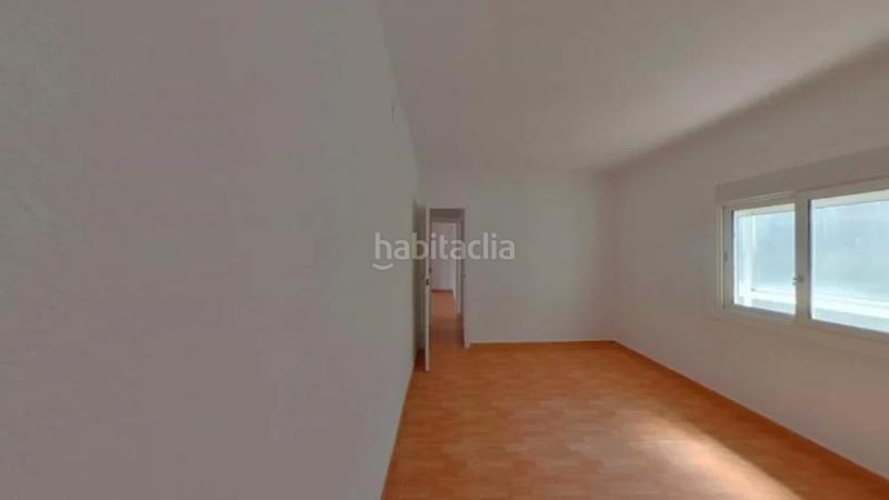 Foto 2eb335e9-29eb-4e34-8576-0baf58b00943. Piso (barcelona). "okupado" (no se puede visitar ni hipotecar). en Mataró