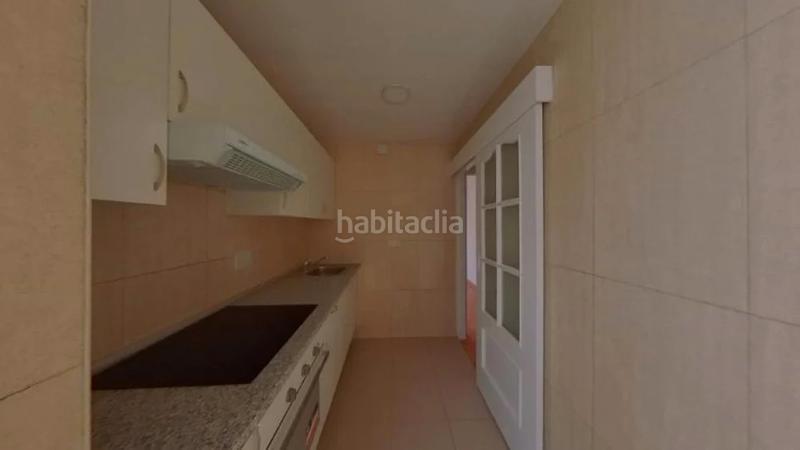 Foto fa9f8a71-b6b9-4114-809b-f047b789b612. Piso (barcelona). "okupado" (no se puede visitar ni hipotecar). en Mataró