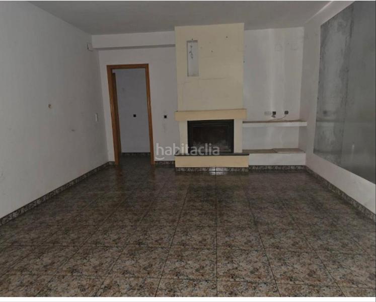 Foto d00749b0-8308-4ab1-be93-76001a52eaa9. Chalet avec parking dans Alberic