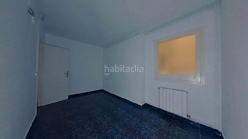 Foto 6f4c7c32-e40f-4a49-a0e7-99ddf54c08d0. Piso (barcelona). "okupado" (no se puede visitar ni hipotecar). en Viladecans