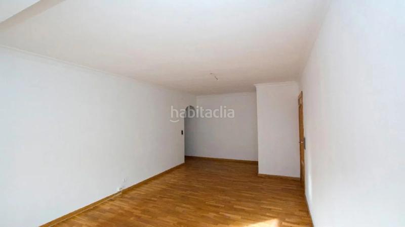 Foto 2b98580a-04c2-4422-af0c-77dd0dc5b1b0. Pis a Centre Viladecans