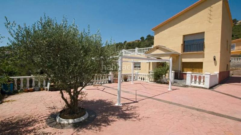 Foto db84d285-9a95-4e92-a076-ca4a062cdcb4. Chalet in Olesa de Bonesvalls