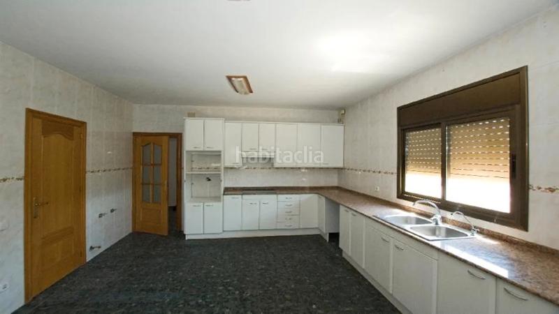 Foto f0b8cc03-4b61-427f-822d-0471784aea66. Chalet in Olesa de Bonesvalls