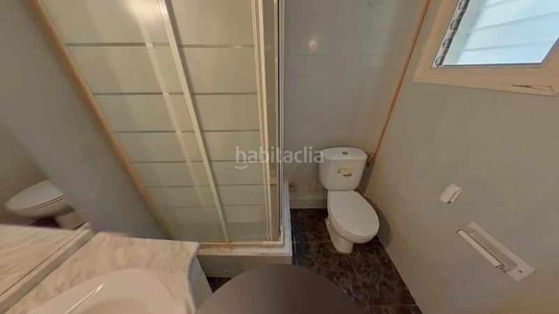 Foto 253efeac-7118-418c-95a0-46658f303af6. Piso (barcelona). "okupado" (no se puede visitar ni hipotecar). en Badalona