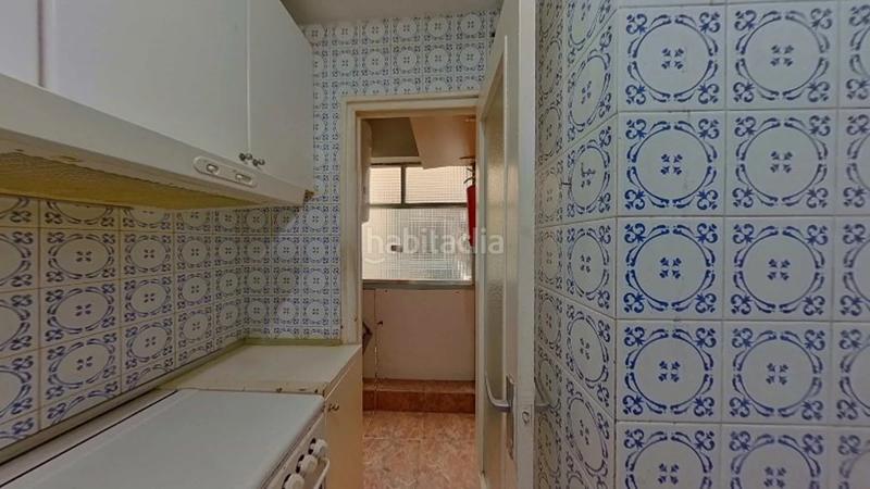 Foto 9548b264-24e5-4839-abe6-4b669ba2e532. Piso (barcelona). "okupado" (no se puede visitar ni hipotecar). en Badalona