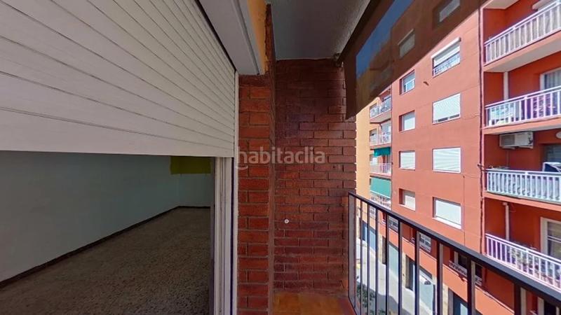 Foto e78e02bd-91ac-4ae1-9142-1f818d6851fd. Piso (barcelona). "okupado" (no se puede visitar ni hipotecar). en Badalona