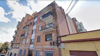 Piso  Carrer d'aragó. Santa coloma de gramenet (barcelona). sin posesión “ocupado” (no