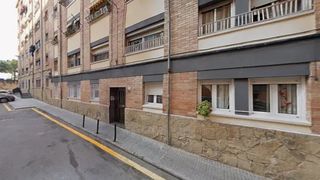 Appartement  Passatge del penyal. Terrassa (barcelona). sin posesión “ocupado” (no se puede visita