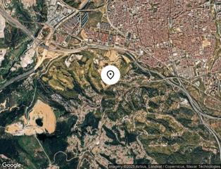 Casa adossada  Carrer del franc comtat. Terrassa (barcelona). sin posesión “ocupado” (no se puede visita