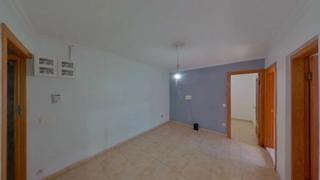 Piso  Plaça blocs florida. Hospitalet de llobregat (l) (barcelona). "okupado" (no se puede