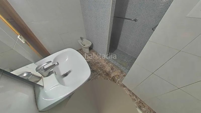 Foto cb4dbecf-7fee-43fb-bee0-159042aea60c. Casa adossada a Vilanova del Camí