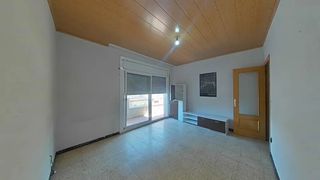 Casa a schiera  Carrer de felip ii. Vilanova del camí (barcelona). "okupado" (no se puede visitar ni