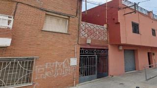 Maison jumelée  Carrer barbastre. Sant vicenç dels horts (barcelona). "okupado" (no se puede visit