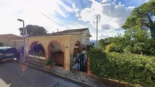 Casa adossada a Carrer Garbí