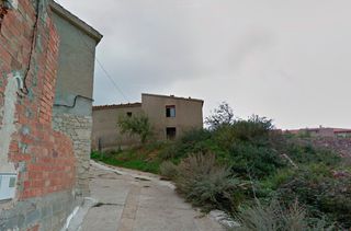 Pis  Carrer terol. Vistabella del maestrazgo (castellón). sin posesión “ocupado” (n