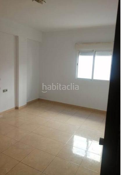 Foto cfd3e948-c648-42e1-837b-3f9a4dcf4226. Pis a Centro Oropesa del Mar