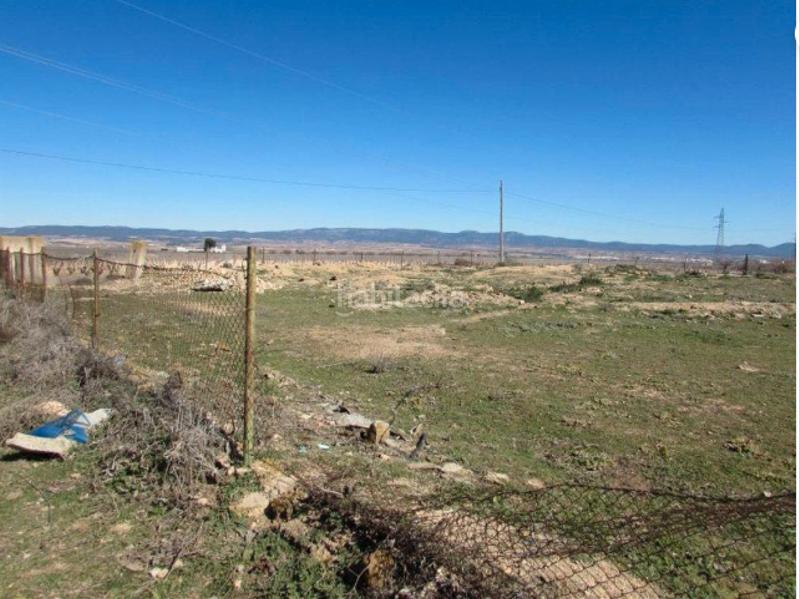 Foto 3131f9ed-9fdd-4368-a2f3-b0246b00c147. Fondo rustico in calle fray elias requena 3 in Caudete