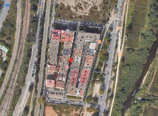 Pis  Carrer conca. Montcada i reixac (barcelona). sin posesión “ocupado” (no se pue