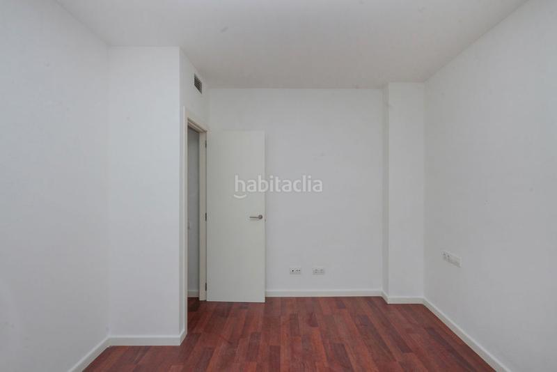 Foto b9f071f2-3fc7-469f-8213-54a0e4c823e0. Appartamento in Roca del Vallès (La)