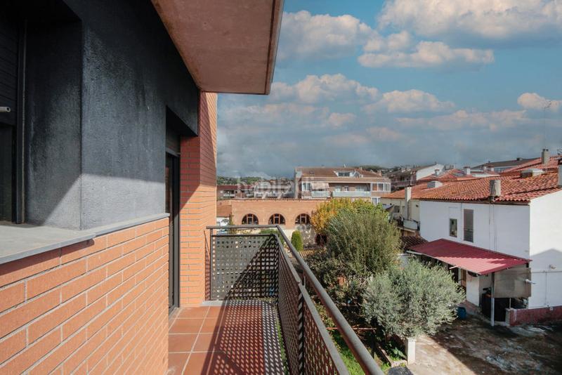 Foto de5d12ef-2854-47c2-a0ff-350e040025b1. Appartamento in Roca del Vallès (La)