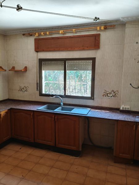 Foto 509e4990-0d24-4f9a-a740-f214ab15c2ad. Xalet amb aparcament piscina a Centro Ontinyent