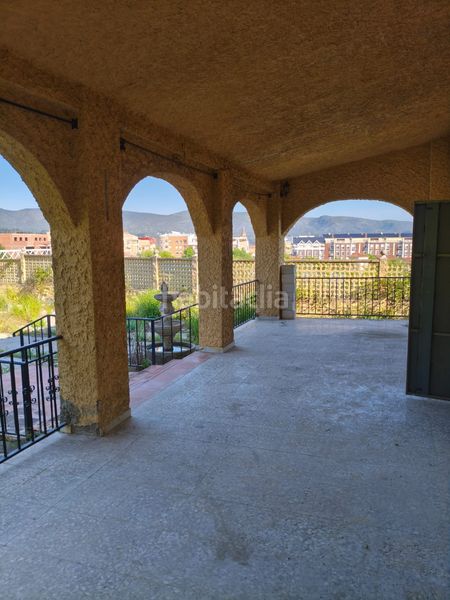 Foto 629e3305-5342-461a-897f-24d37fae26b9. Xalet amb aparcament piscina a Centro Ontinyent