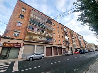 Appartement  Avinguda guissona. Cervera (lleida). "okupado" (no se puede visitar ni hipotecar).