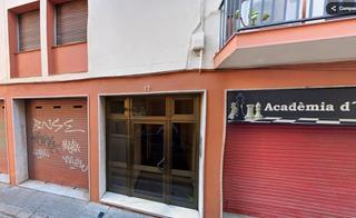 Piso  Carrer de lleida. Vilanova i la geltrú (barcelona). "okupado" (no se puede visitar