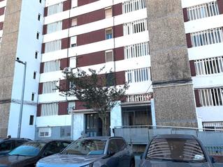 Flat  Rambla de la marina. Hospitalet de llobregat (l') (barcelona). "okupado" (no se puede